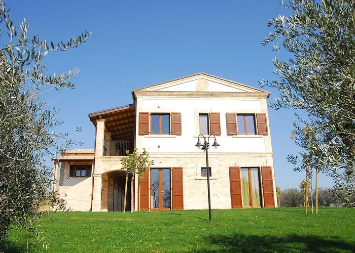 Colle Veroni Aparthotel 4*