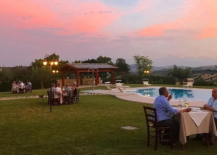 Colle Veroni Aparthotel Mosciano SantʼAngelo