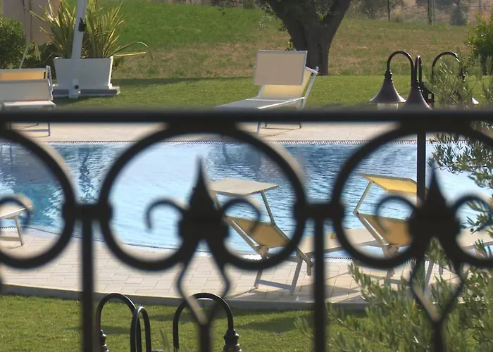 Aparthotel Colle Veroni Mosciano SantʼAngelo