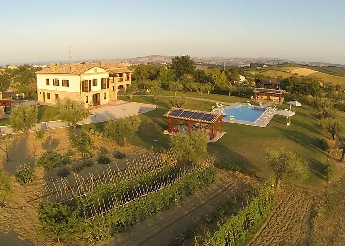 Colle Veroni Aparthotel Mosciano SantʼAngelo